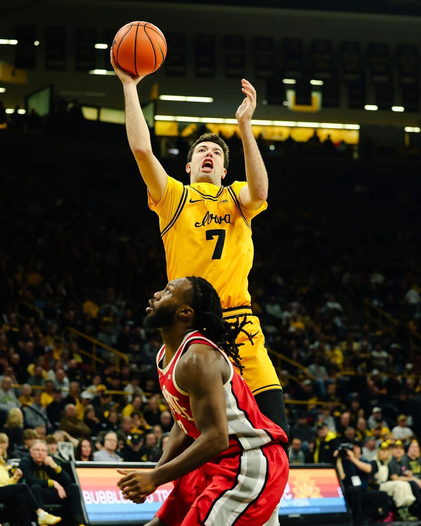 NCAA: El mejor Álvaro Folgueiras de la temporada y buen nivel de Mario Saint-Supéry