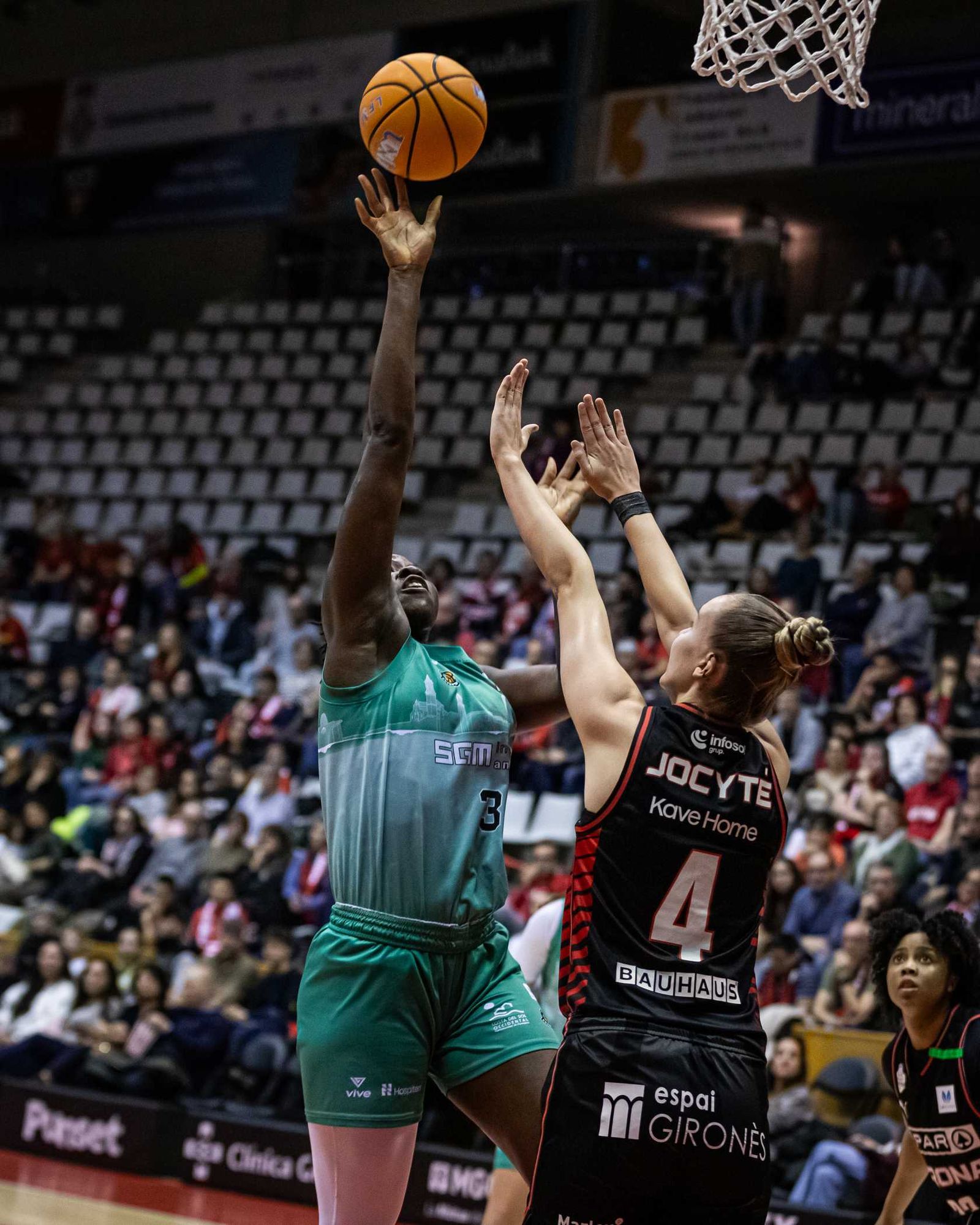 Derrota contundente del CAB Estepona en Girona (88-62)