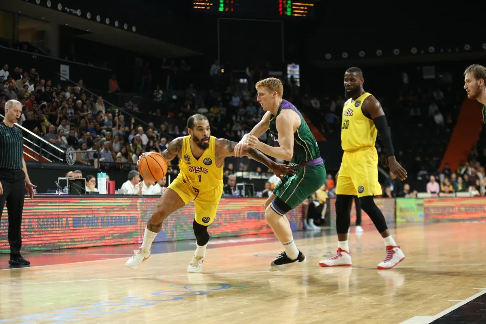 El Mersin-Unicaja, en fotos