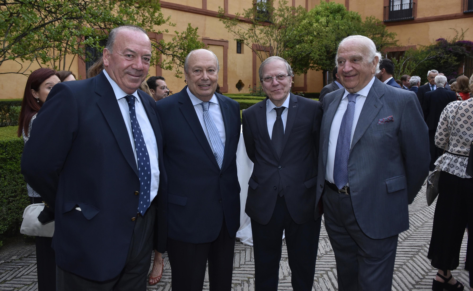 Los asistentes al VII Premio Manuel Clavero