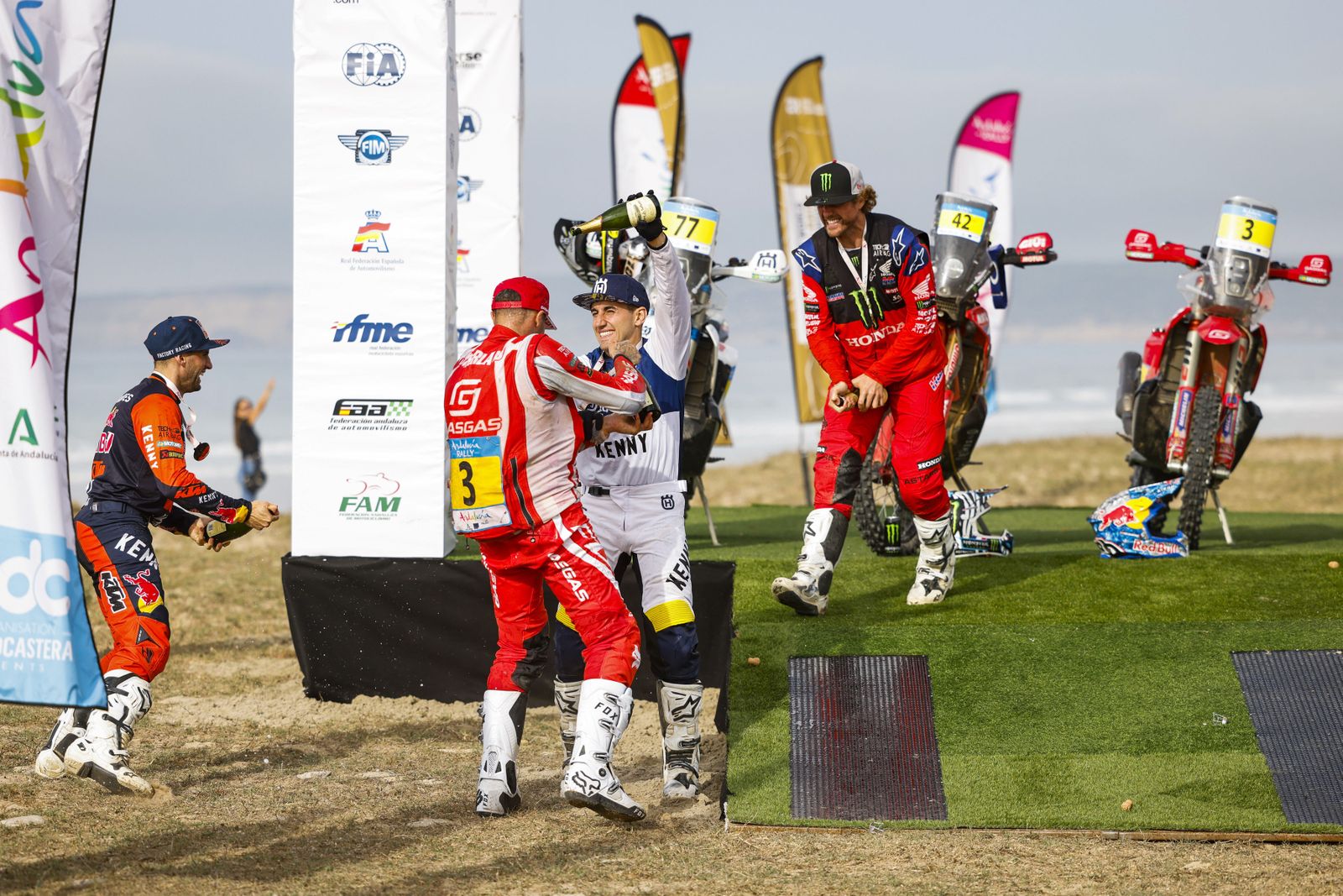 Andalucía Rally: las imágenes del 'Dakar' por tierras andaluzas