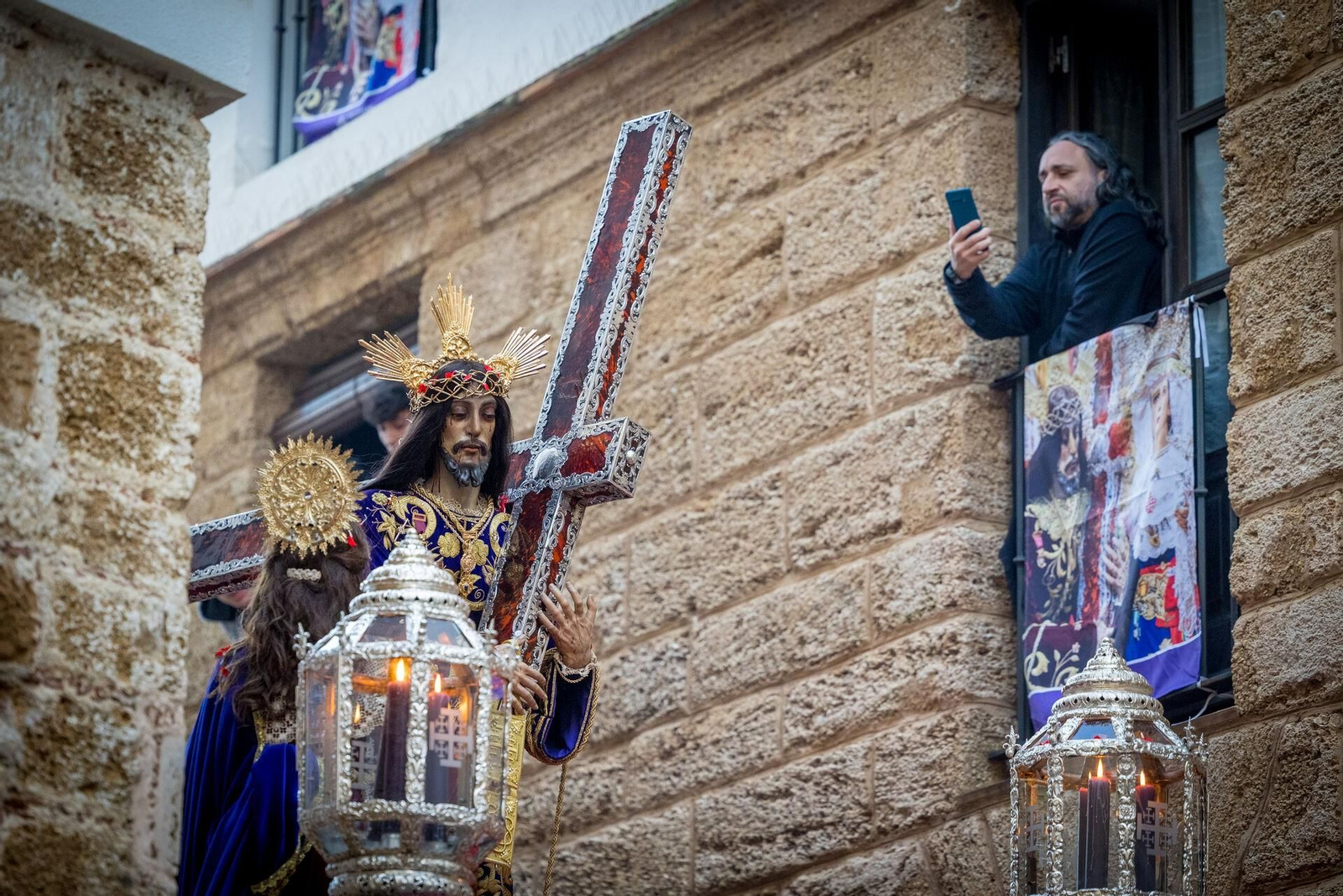 Jesús Nazareno por las calles del barrio de Santa María la pasada Semana Santa.