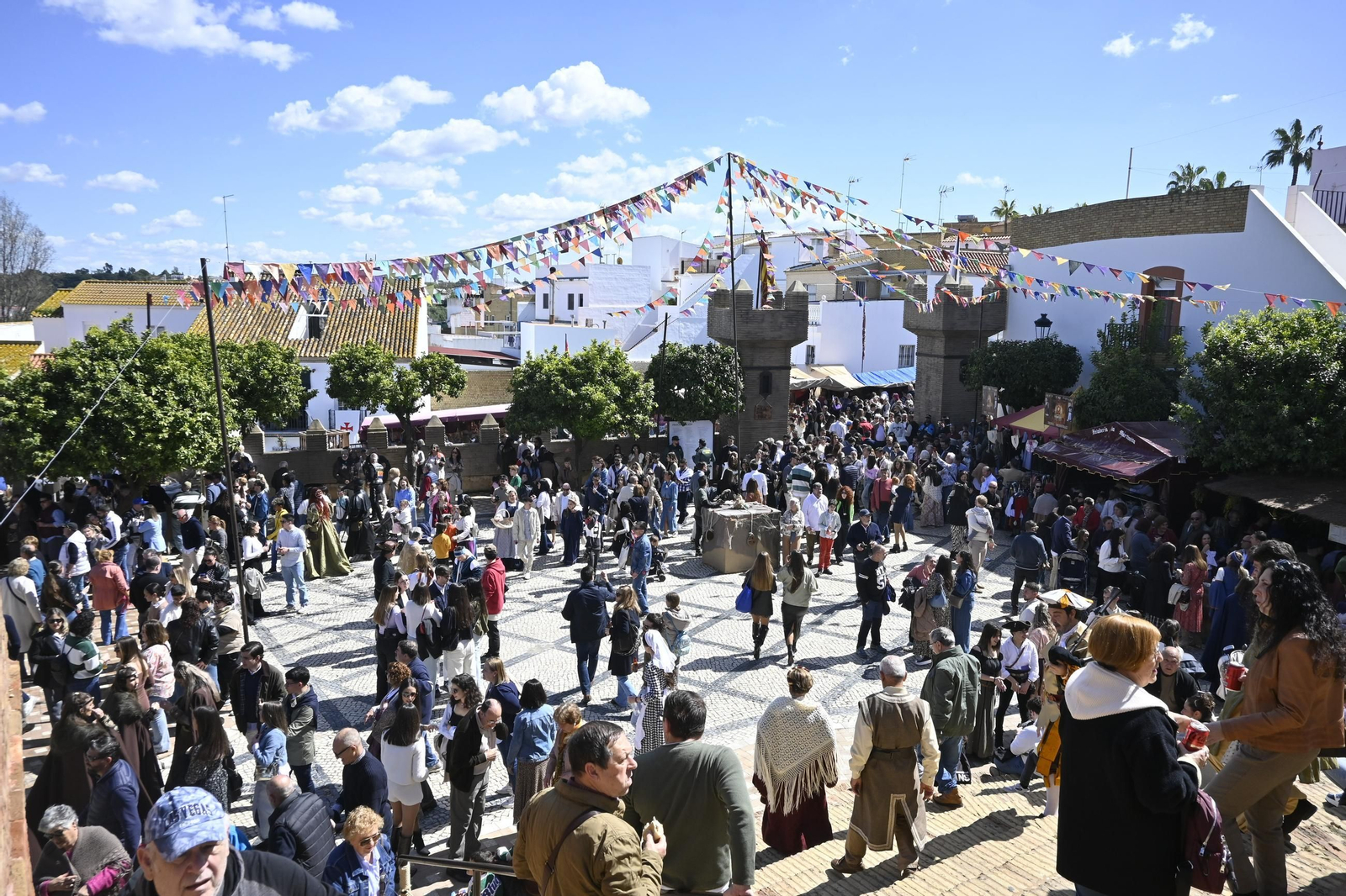 Las mejores imágenes de la Feria Medieval del Descubrimiento en Palos de la Frontera 2025