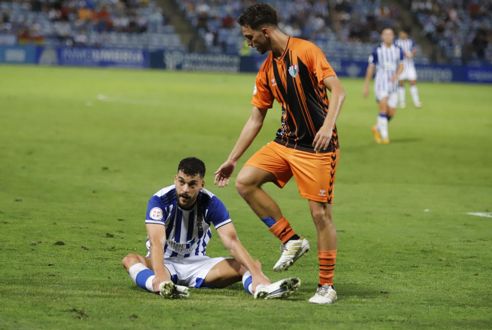 Imágenes del encuentro entre el Recreativo de Huelva y el Antequera CF