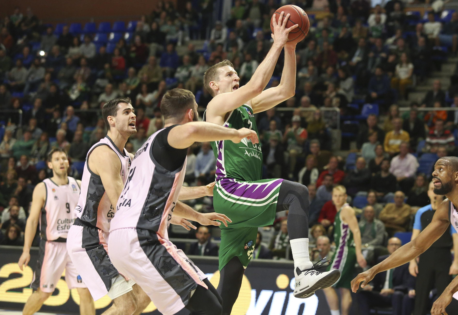 Los cinco años de Adam Waczynski en el Unicaja, en fotos