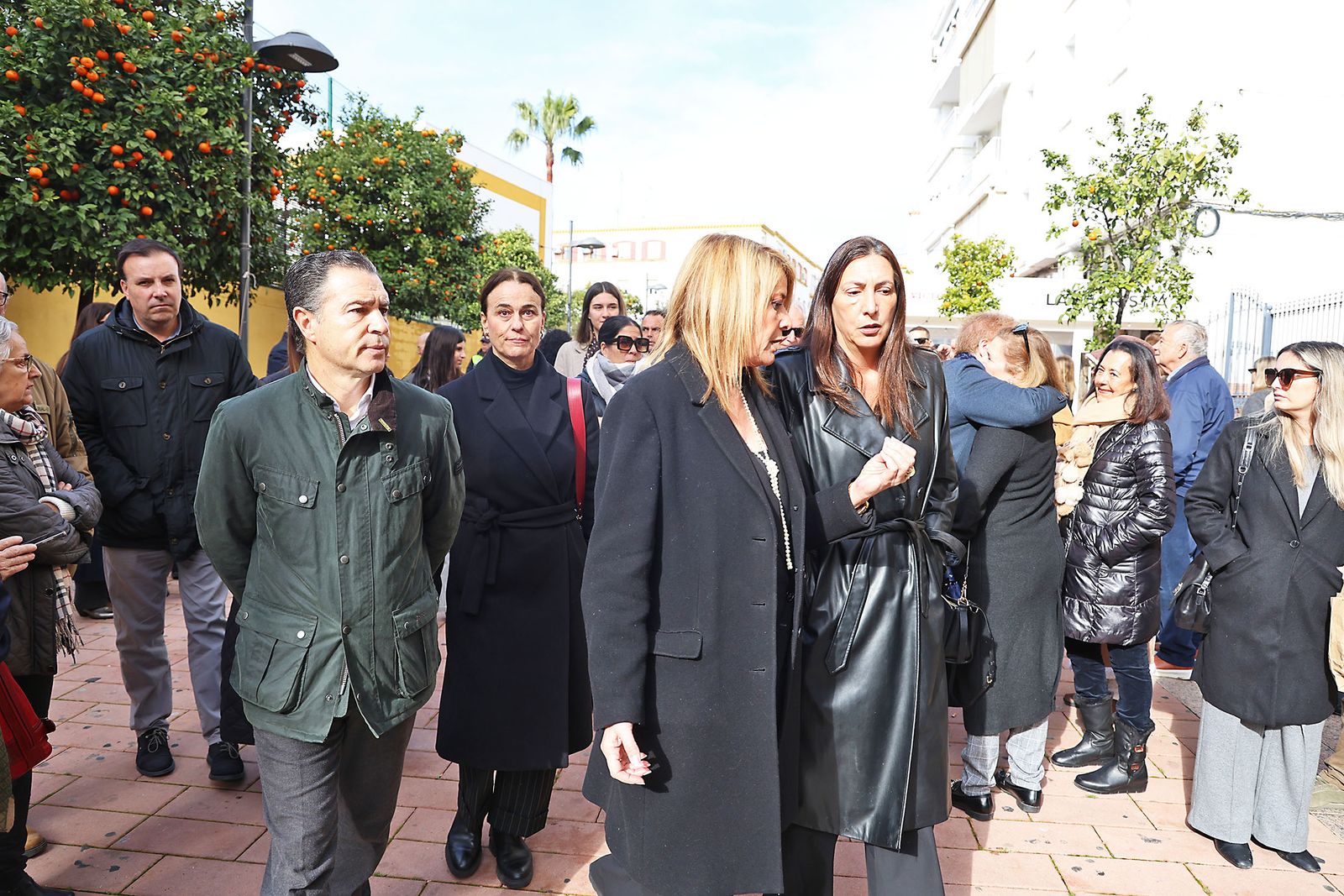 Las fotografías del emotivo adiós a Natividad de la Torre, la abuela onubense fallecida en Adamuz