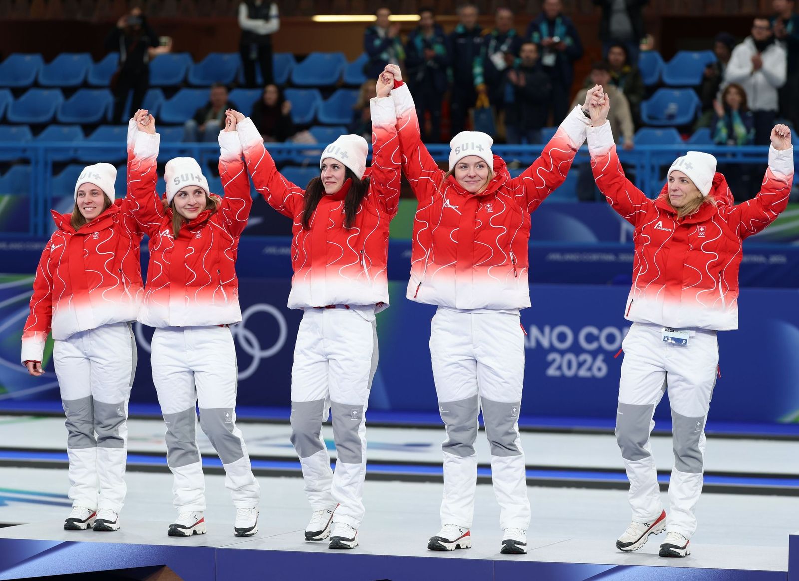 Las mejores fotos de los Juegos Olímpicos de invierno Milán Cortina d'Ampezzo 2026 | Ceremonia de clausura y jornada 17 y última