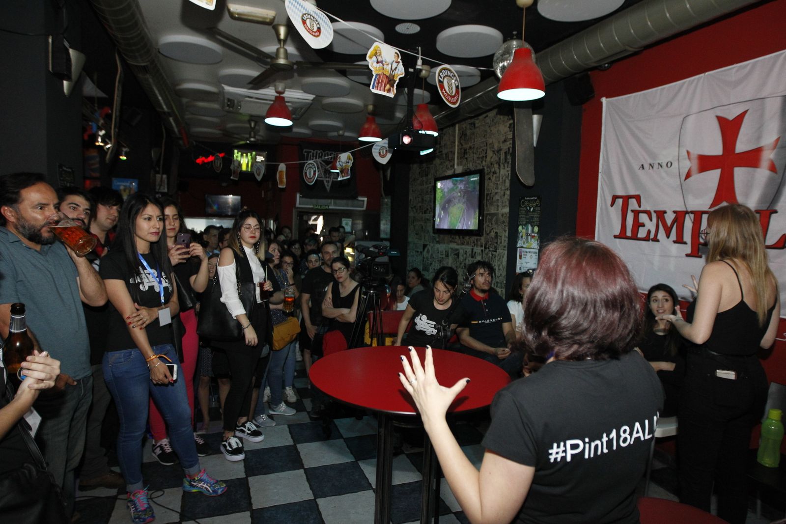 Un día del Festival Pint of Science