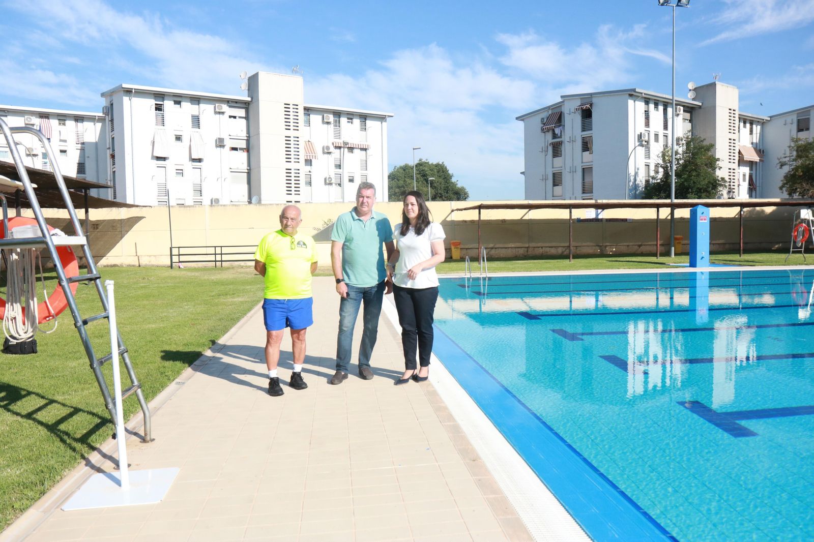 Instalaciones de la piscina de la calle Marbella.