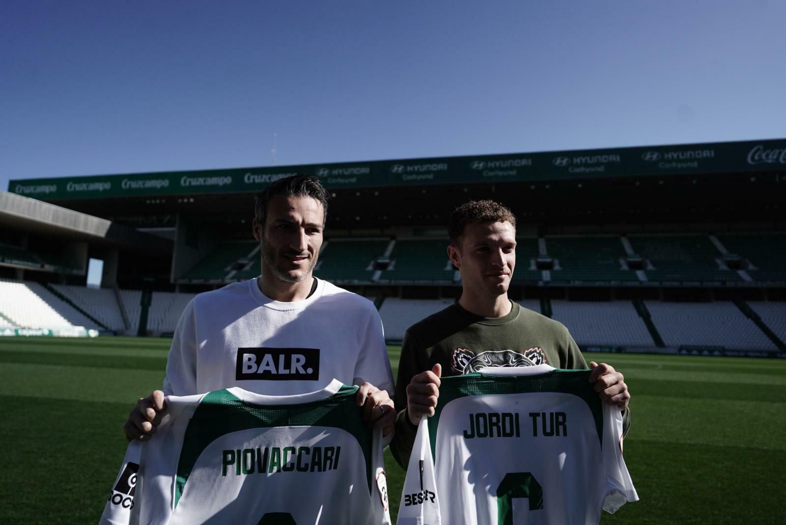 Las fotos de la presentación de Piovaccari y Jordi Tur con el Córdoba CF