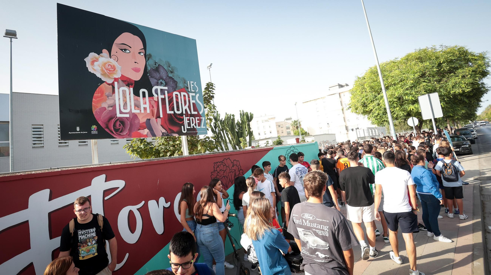 Imágenes de las protestas de alumnos y profesores del IES Lola Flores de Jerez