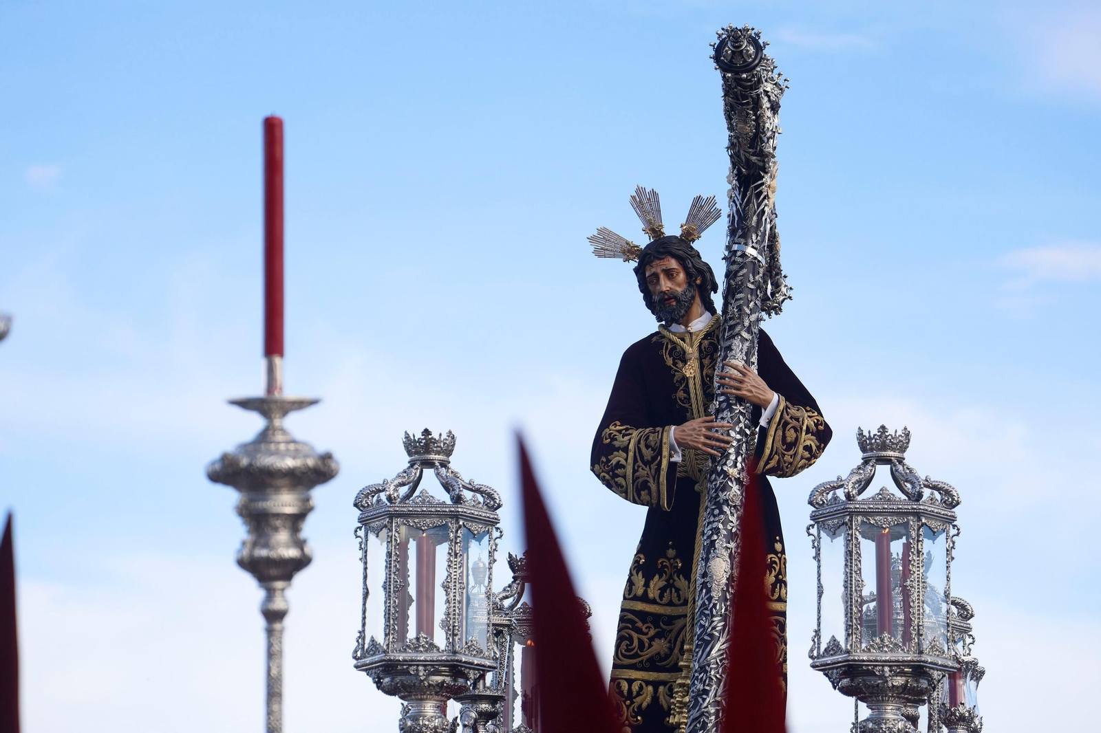 La procesión de la Vera-Cruz en este Domingo de Ramos de Córdoba, en imágenes
