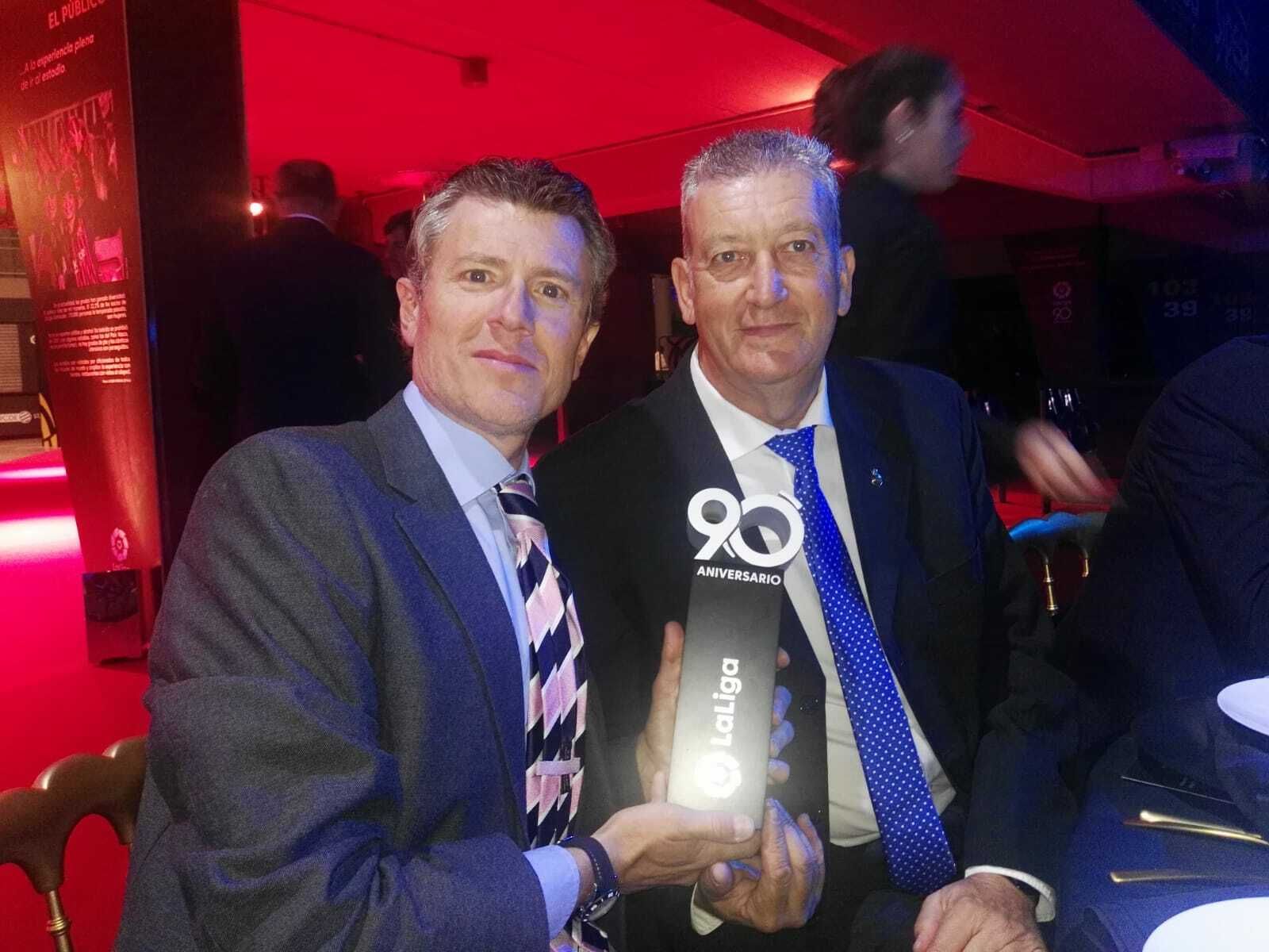 Juan Manzano y José Manuel Sampedro, durante el acto celebrado en Barcelona.