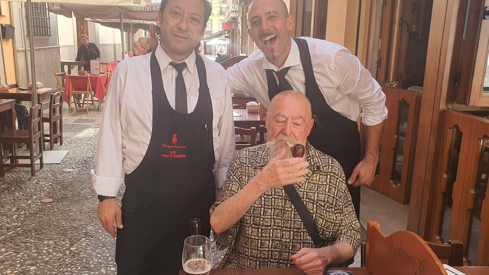 Salva y Fernando, con Luis Castellón. Salva y Fernando, con Luis Castellón.
