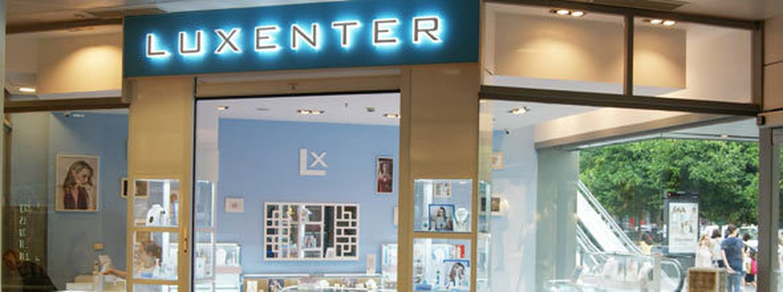 Luxenter abre tienda en Nervión Plaza