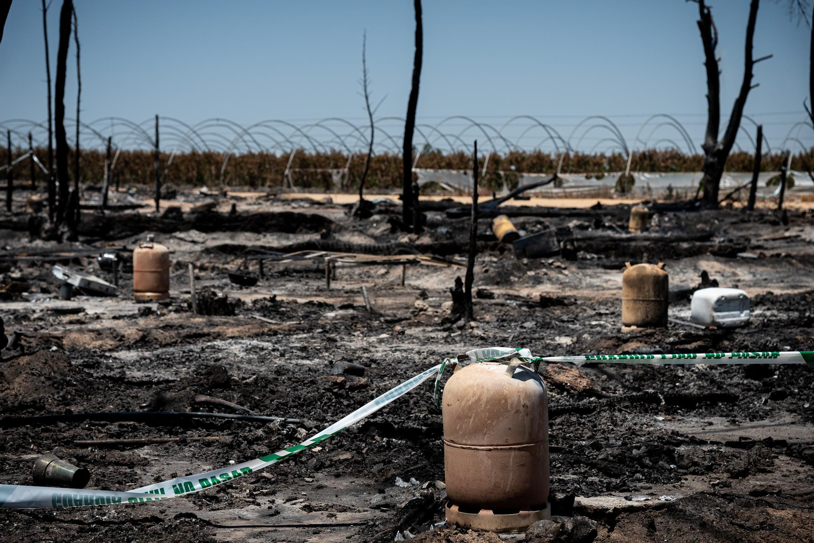 Imágenes del incendio del poblado chabolista de Lucena del Puerto