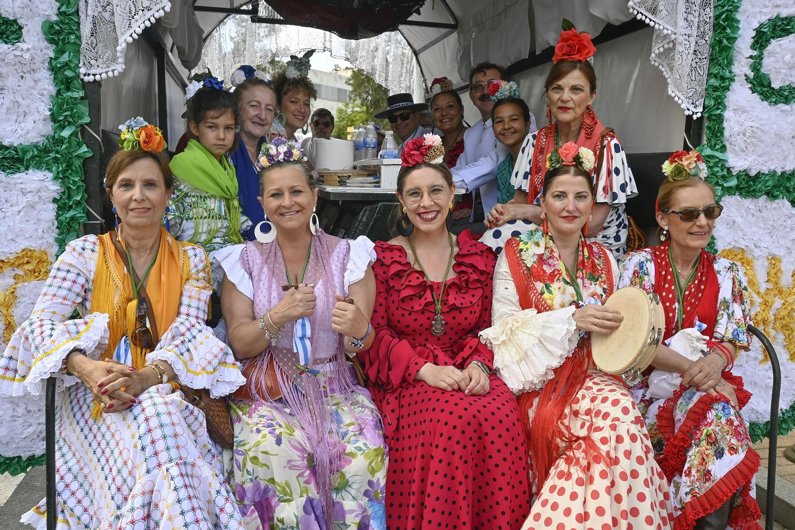 Todos los rocieros de la comitiva de la Hermandad de Huelva, en imágenes