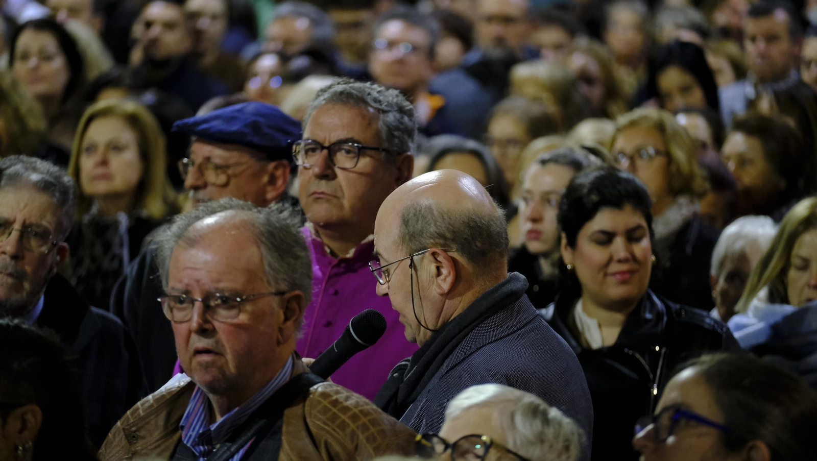 Vía Crucis del Cristo de la Escucha en la Semana Santa de Almería 2025