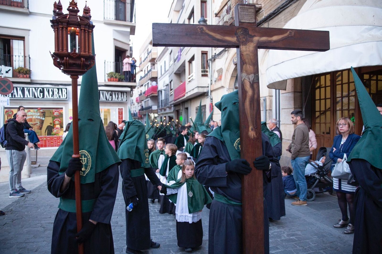 Martes Santo en Montilla: Las procesiones del Zacatecas, la Humildad y la Cena, en imágenes