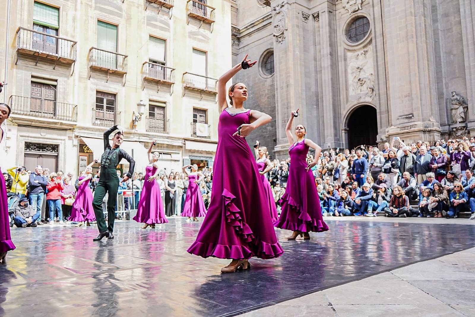 Una de las coreografías de baile español desarrollada por los alumnos del Conservatorio.