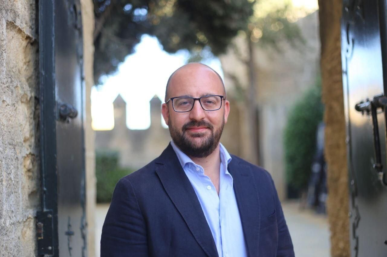 Germán Beardo Caro (PP). Licenciado en Historia y en Derecho.