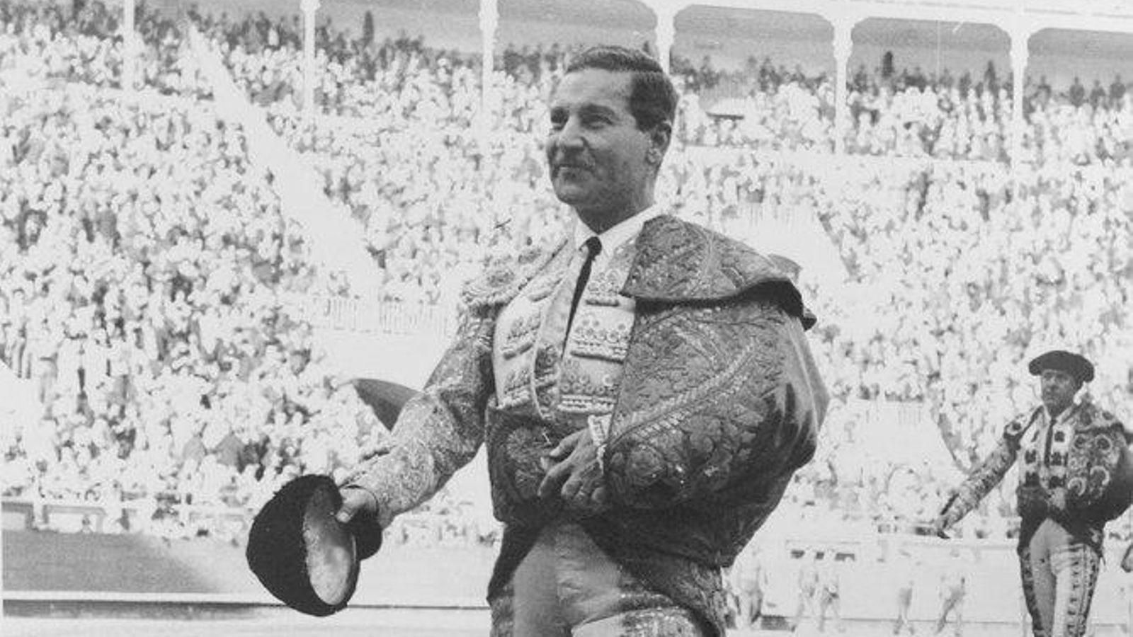 Antonio Bienvenida en la plaza de Las Ventas en su última época