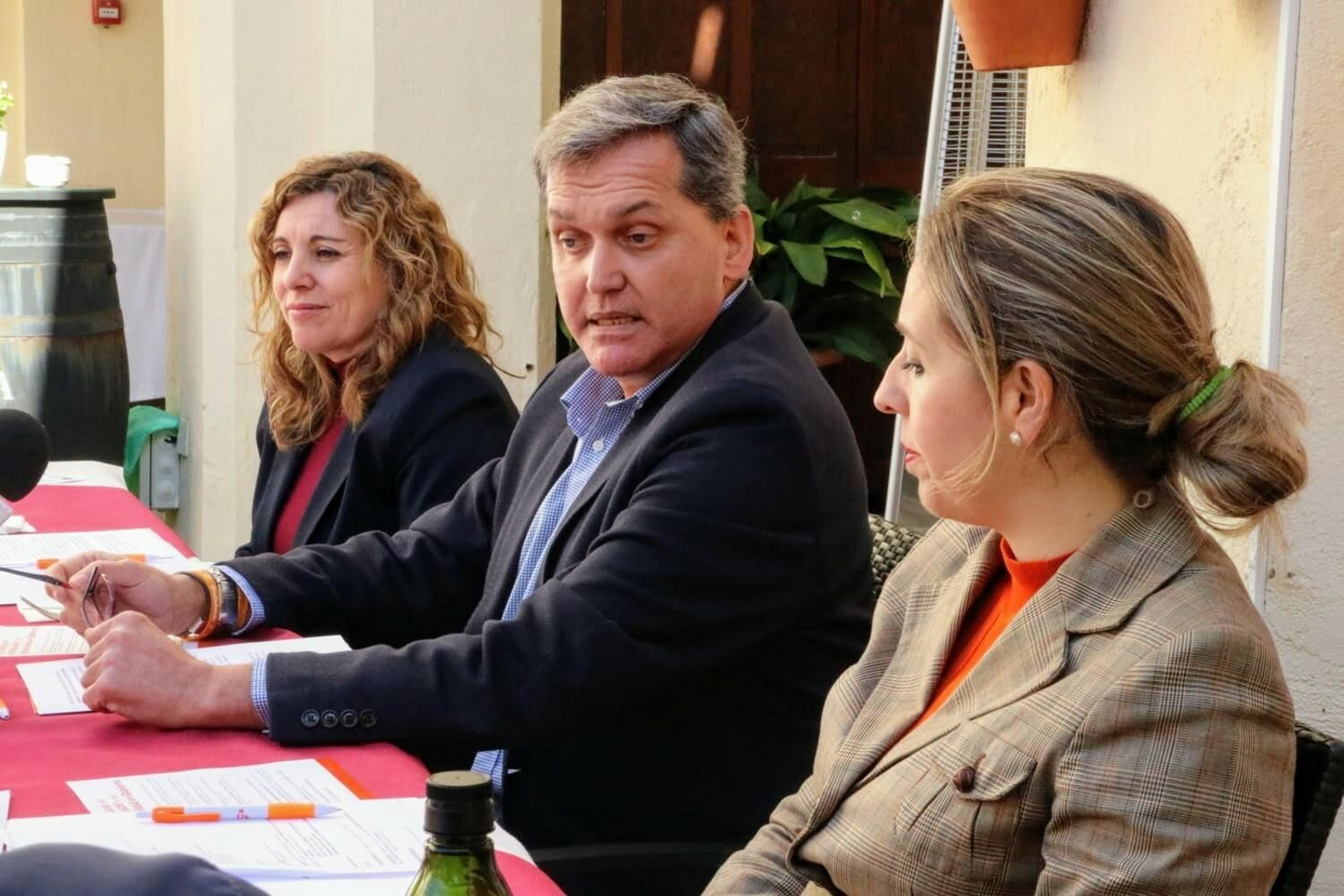 Los concejales de Ciudadanos, durante el desayuno informativo.