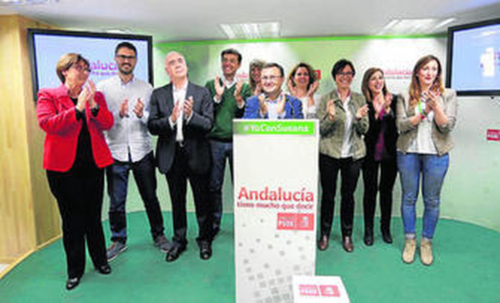 Heredia, ayer, durante su comparencia junto a dirigentes del PSOE en Málaga.