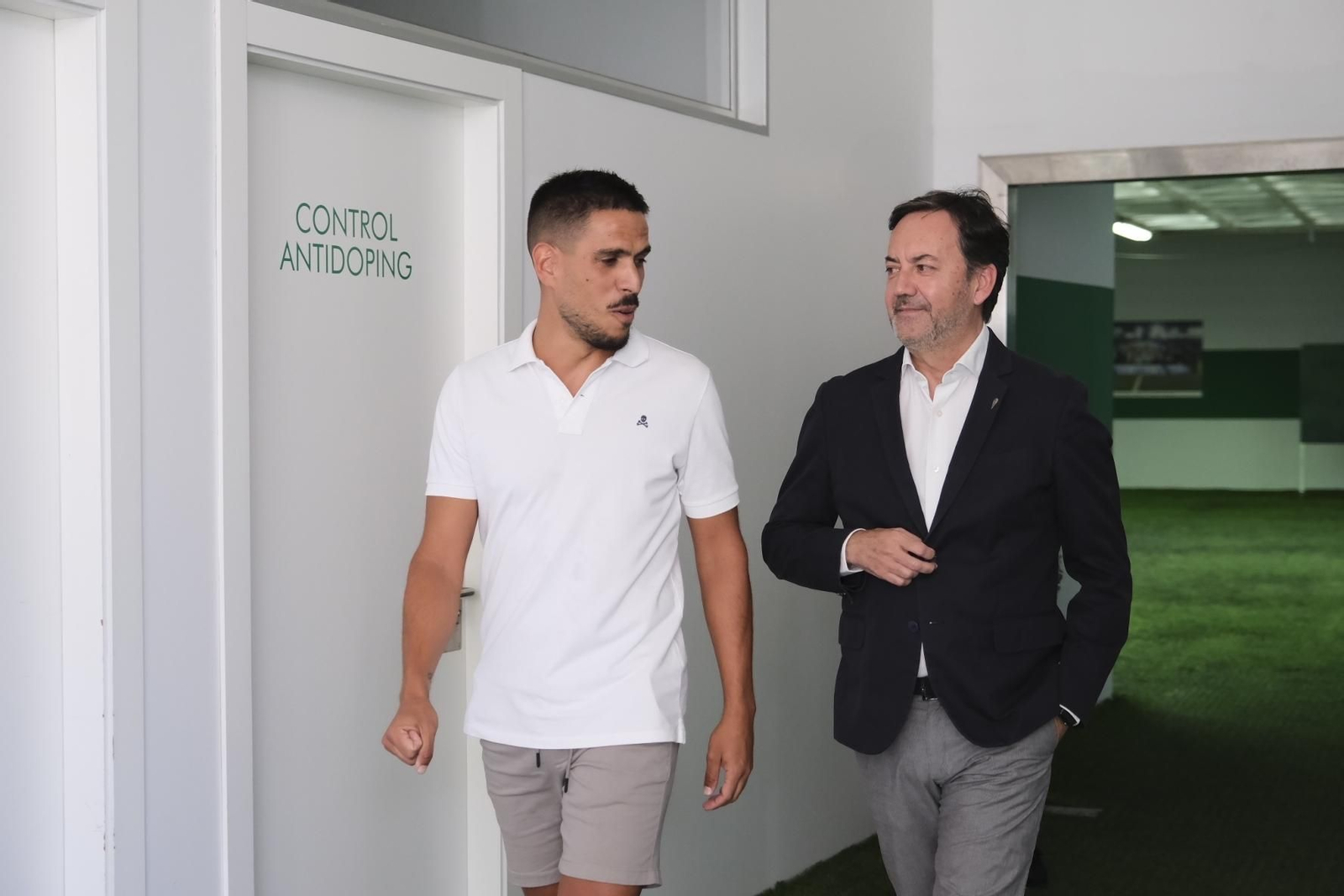 La presentación de Recio con el Córdoba CF, en imágenes