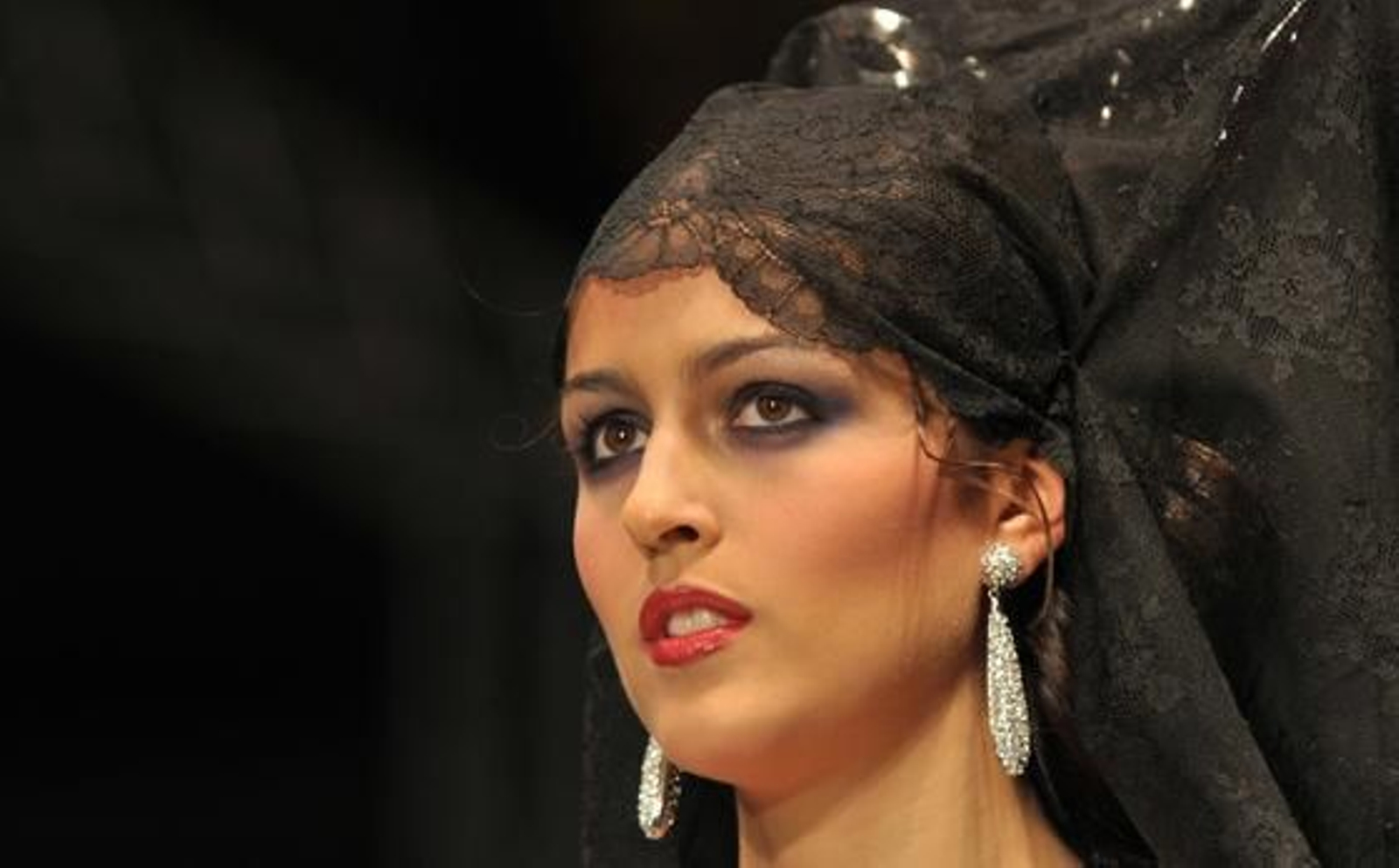 Desfile inaugural de la semana de la moda de Sevilla. 

Foto: Manuel Gómez