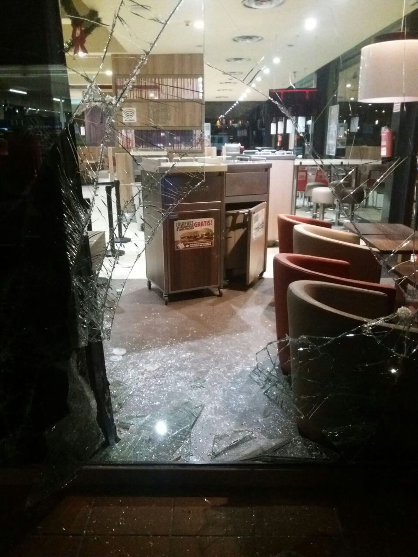 El robo por alunizaje en un restaurante Burguer King