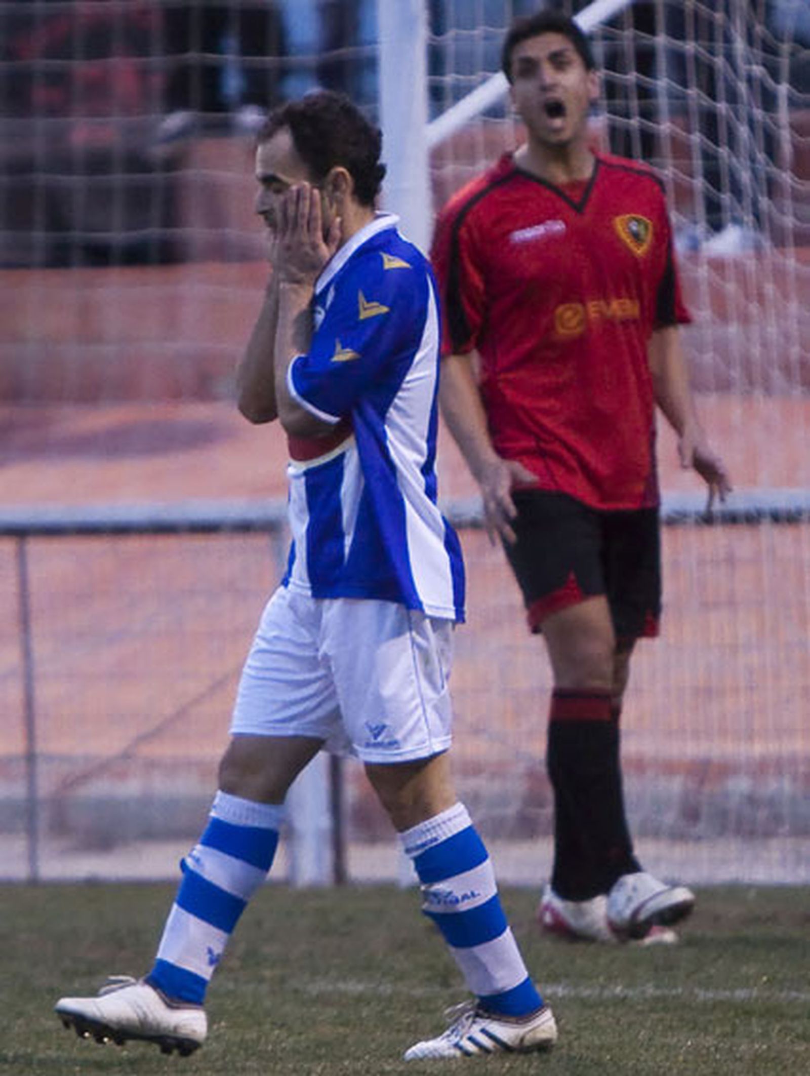 Un momento del encuentro entre el Jerez Industrial y el Atlético Ciudad.

Foto: LOF