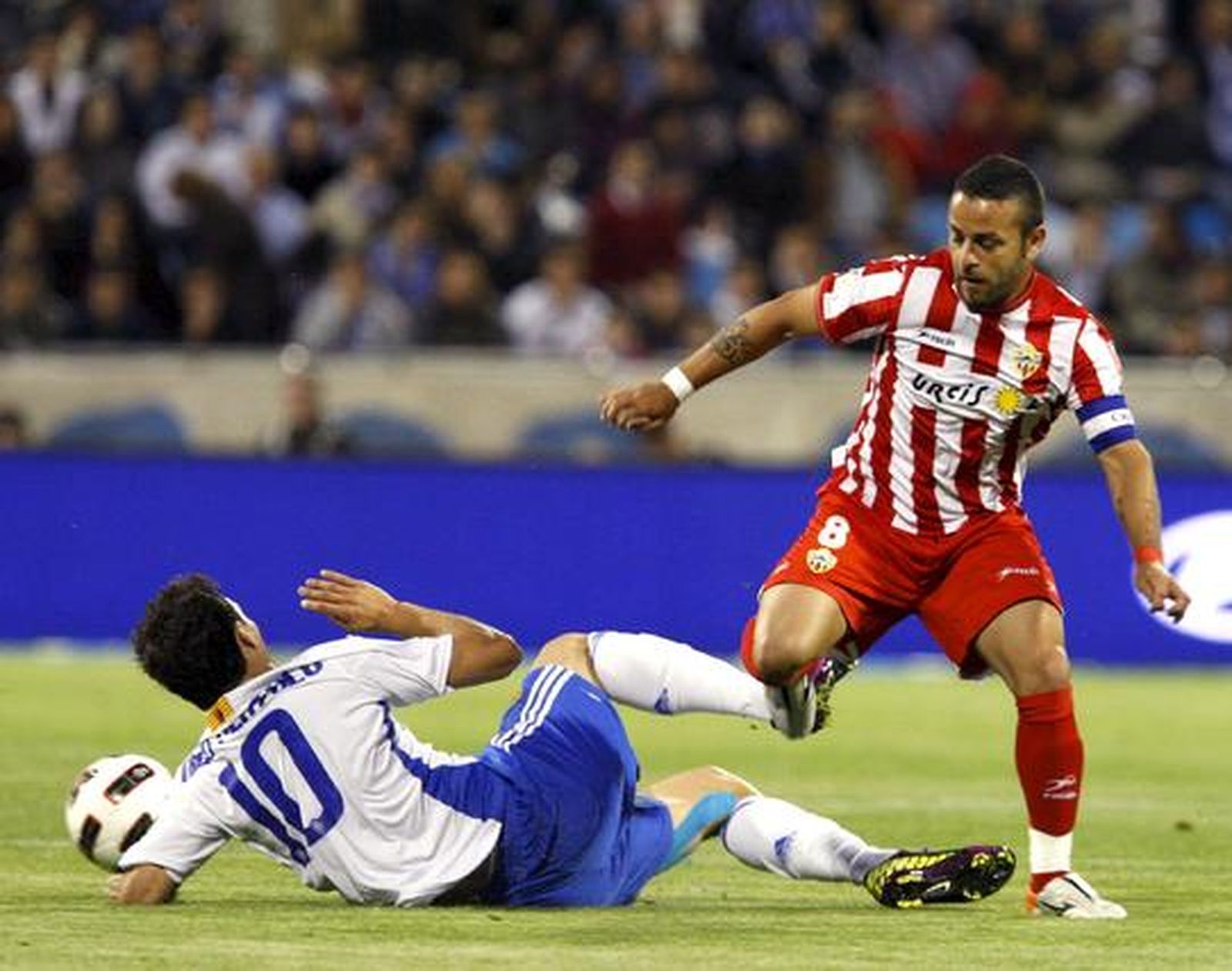 Los de Oltra, más colistas tras perder un crucial encuentro ante el Zaragoza.

Foto: Javier Cebollada/ EFE
