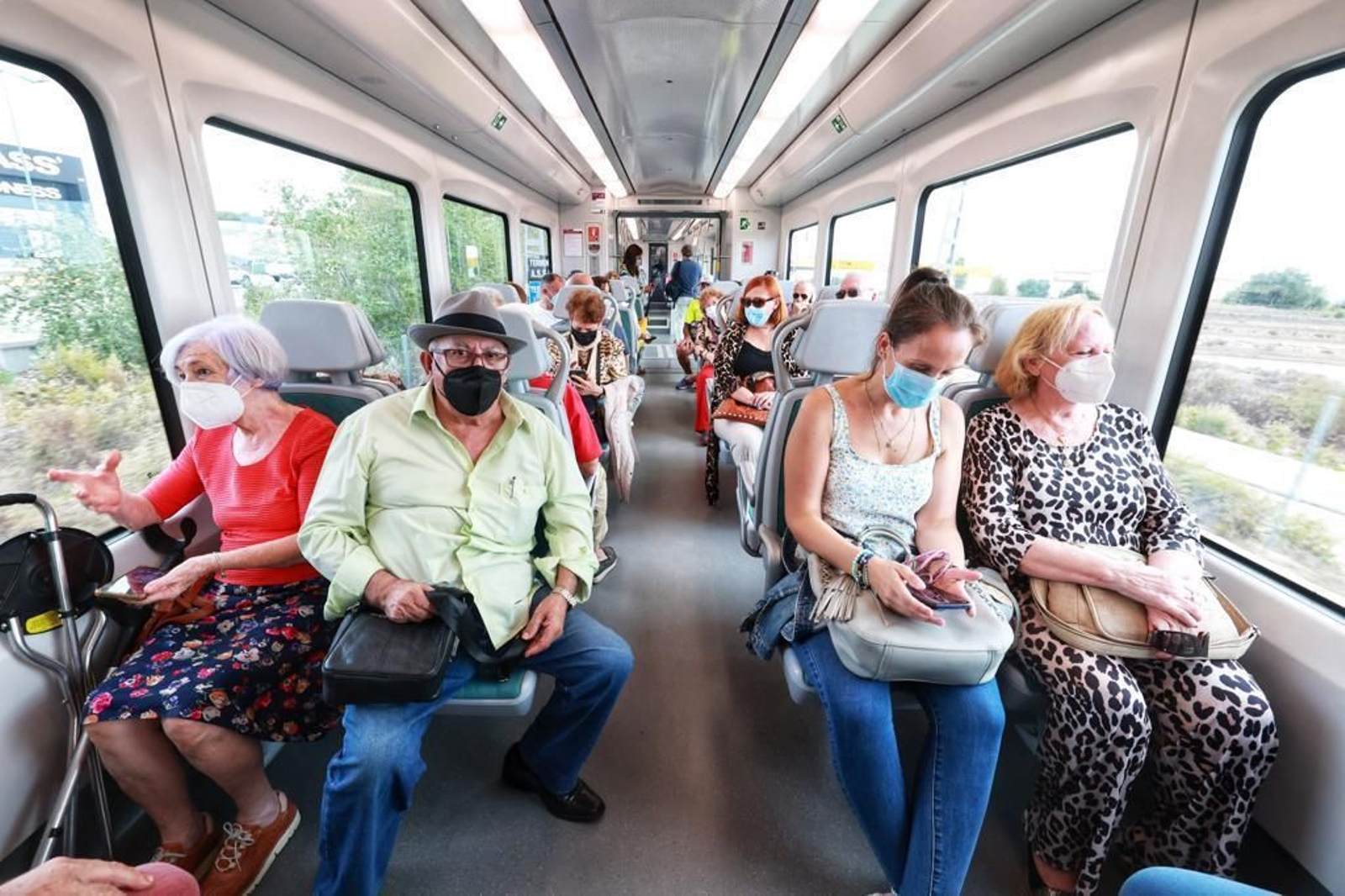 Búscate en los primeros viajes del tranvía de la Bahía de Cádiz