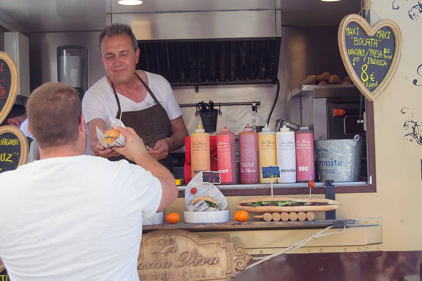 Descubre el secreto que hay detrás del éxito de Locos por el Food Truck, una empresa "granadina de pura cepa"