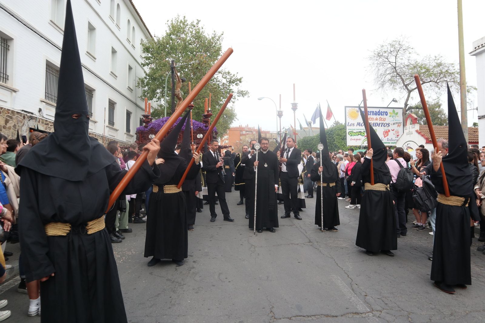 Martes Santo: Hermandad de Los Estudiantes, Huelva
