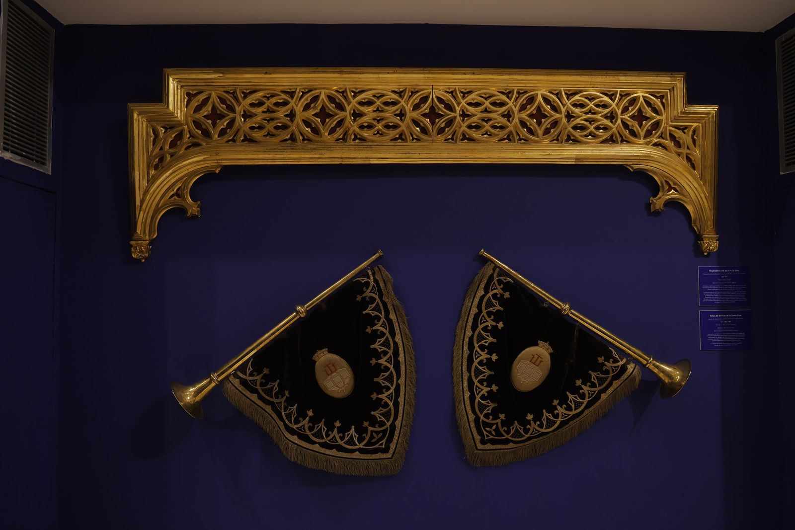 'Sanctus', la exposición del Santo Entierro de Sevilla, en imágenes