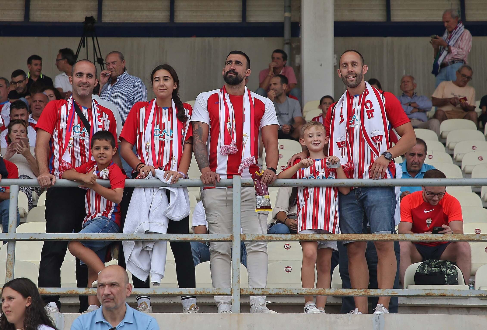 Búscate en el Nuevo Mirador durante el Algeciras - Córdoba
