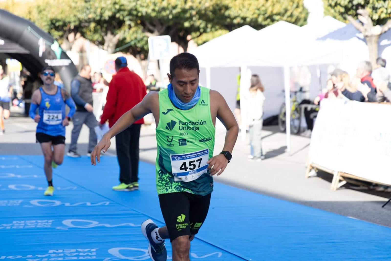 En imágenes: multitudinaria e histórica XXIX Media Maratón 'Ciudad de Jaén' y 10k en memoria de Paco Manzaneda (2)
