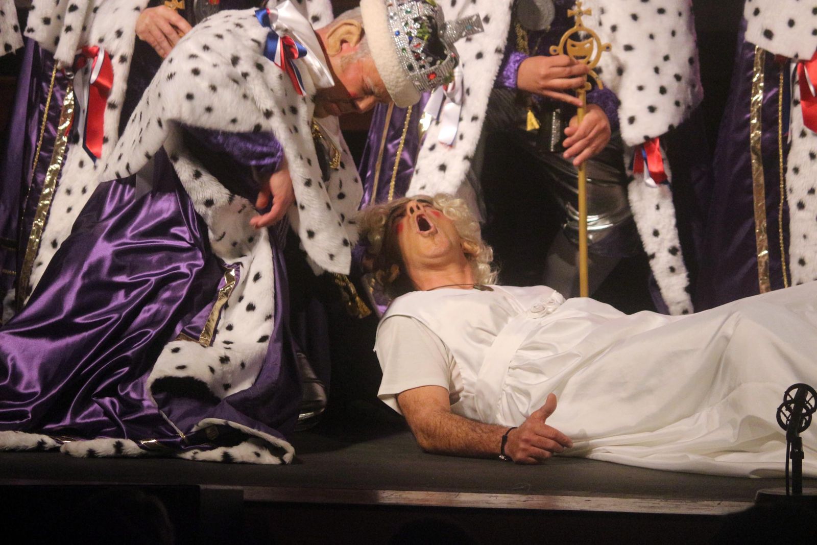 Chirigota de Puerto Real 'No he salido antes porque mi madre no me dejaba'