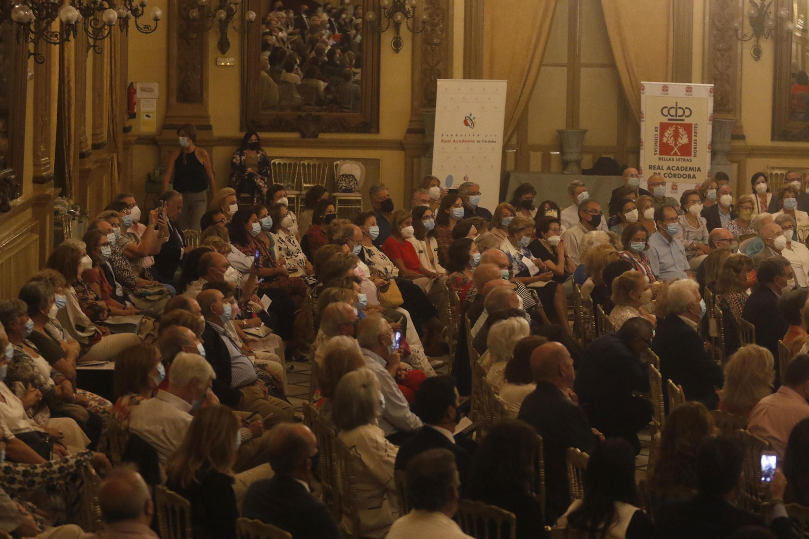 La gala lírica a beneficio de la Real Academia de Córdoba celebrada en el Círculo, en fotografías