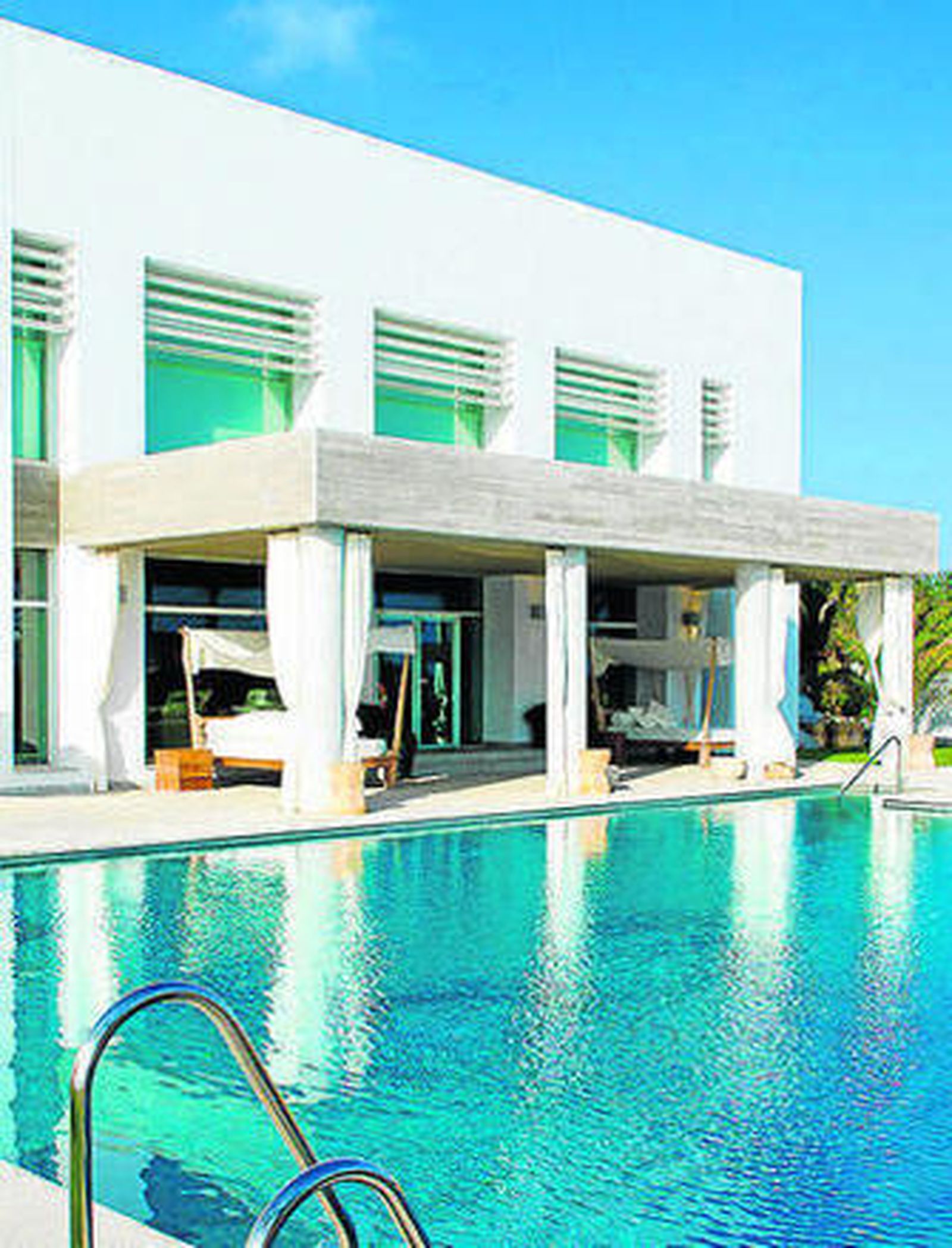 Mojitos y masajes a la orilla del mar