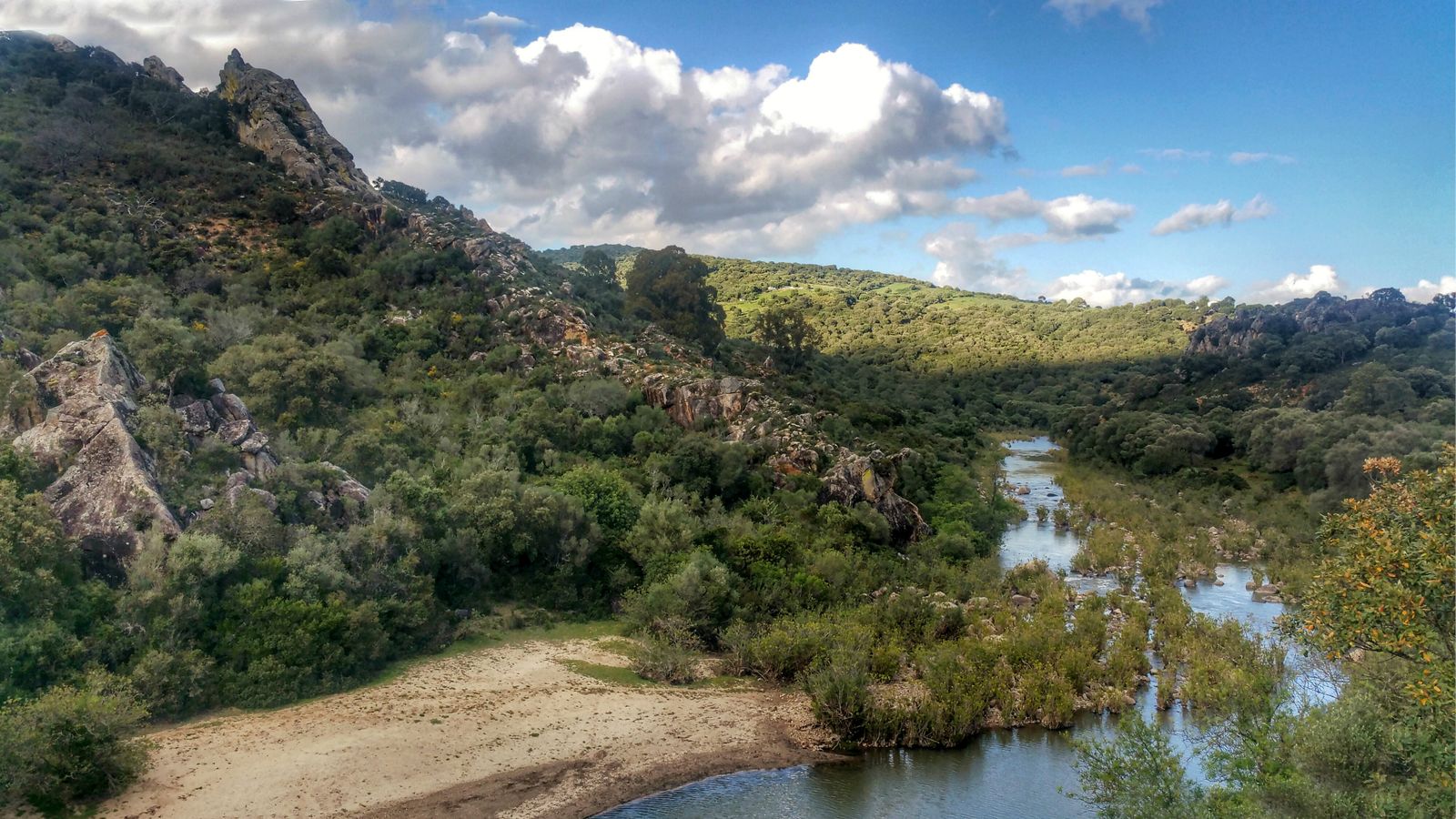 Sendero Miradores del Risco, en Jimena