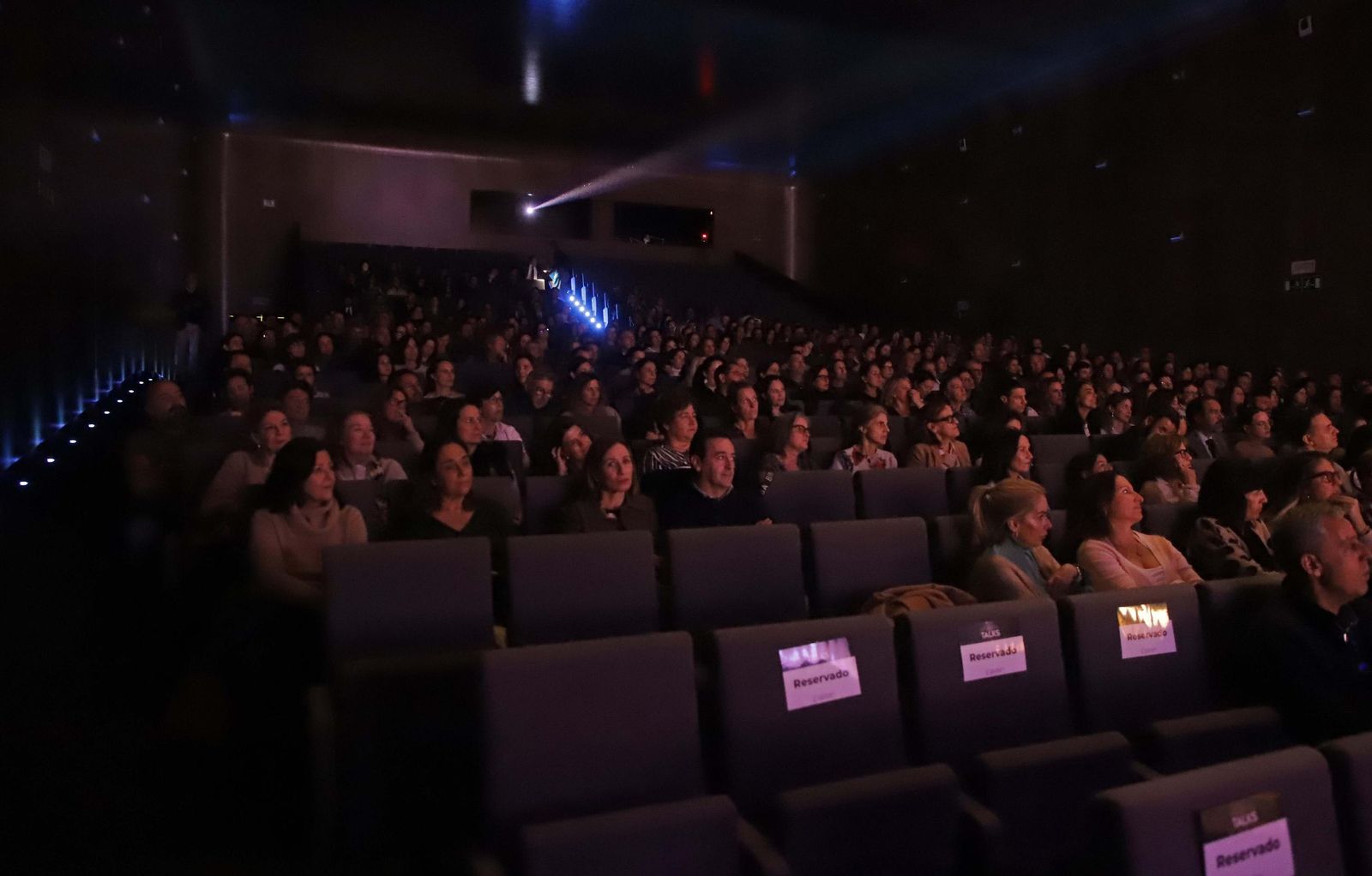 Elsa Punset defiende el optimismo inteligente en el ciclo Attendis Talks en Algeciras