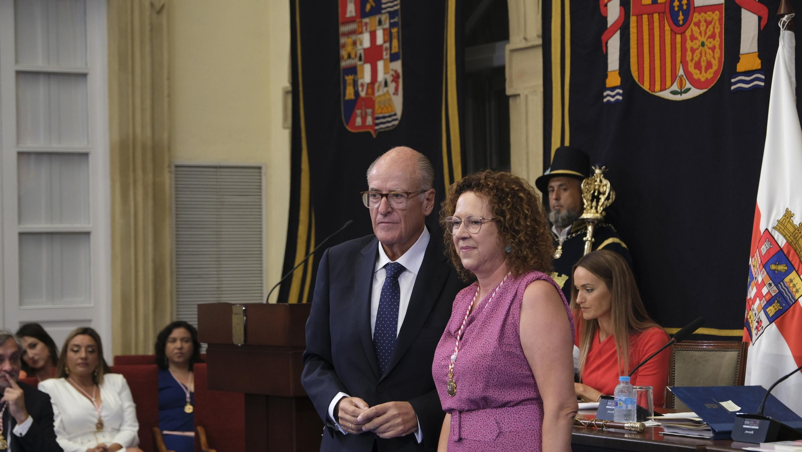 Imágenes del acto de constitución de la Diputación de Almería