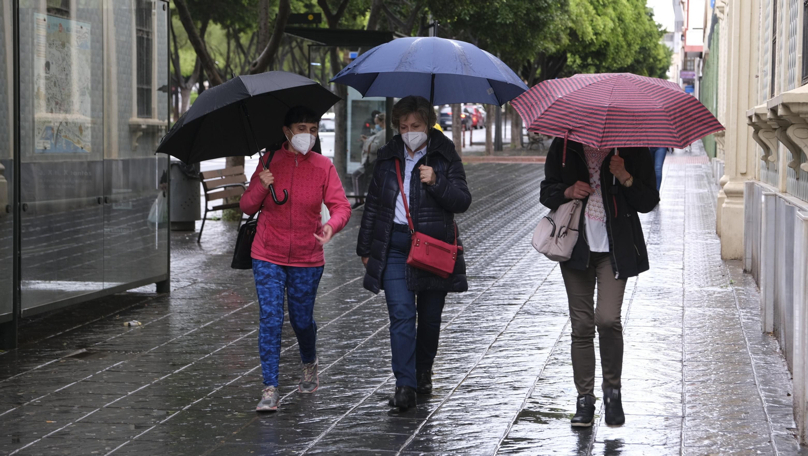 Imágenes de la lluvia en Almería.
