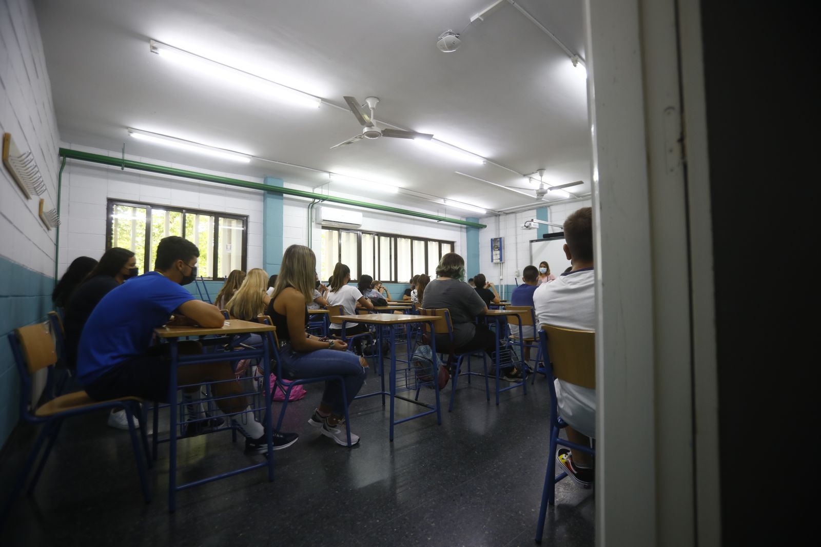 La vuelta a las aulas de los estudiantes de Secundaria y FP de Córdoba en el curso 2021/2022, en imágenes