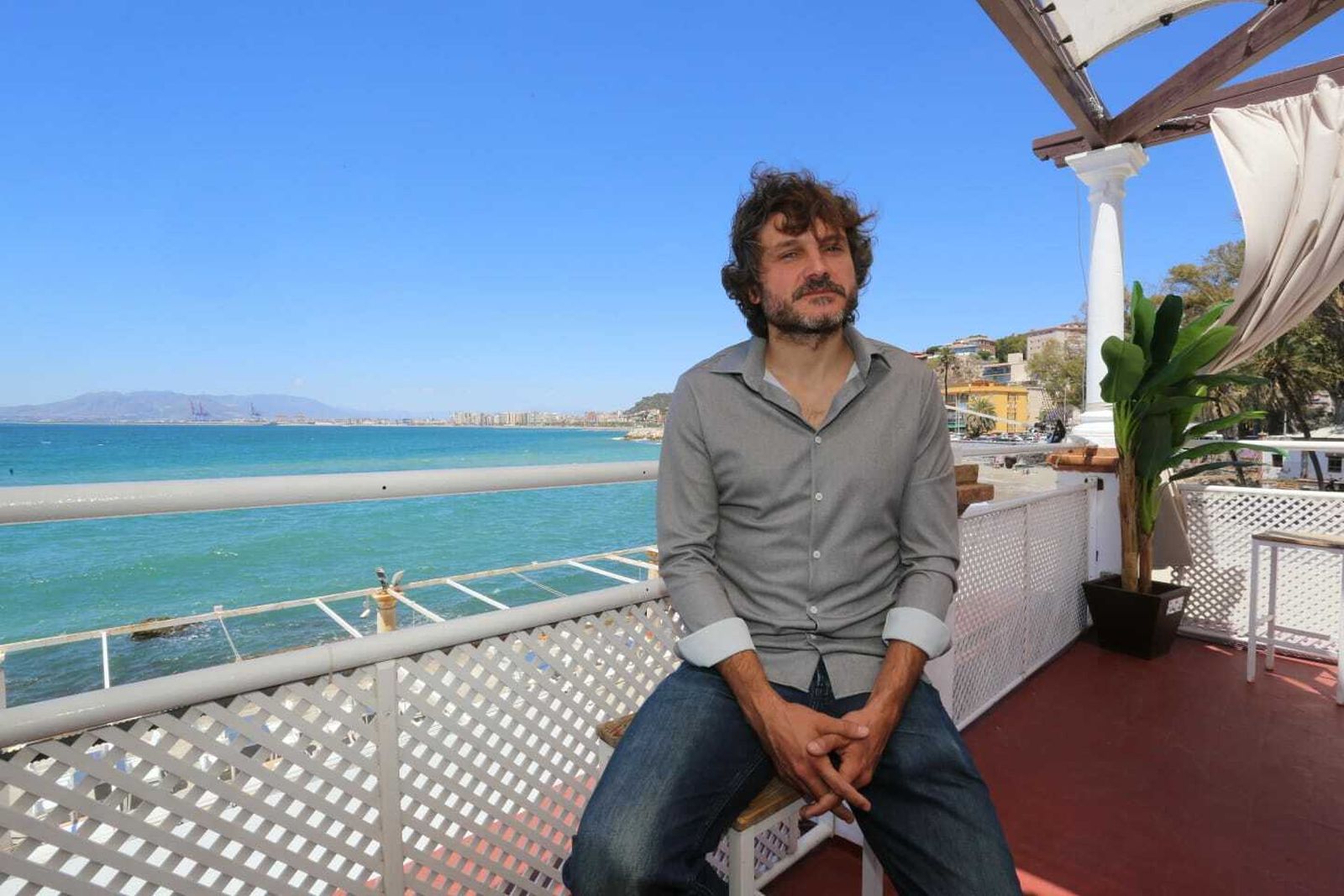 Las fotos del rodaje de la serie 'Malaka' en los Baños del Camen