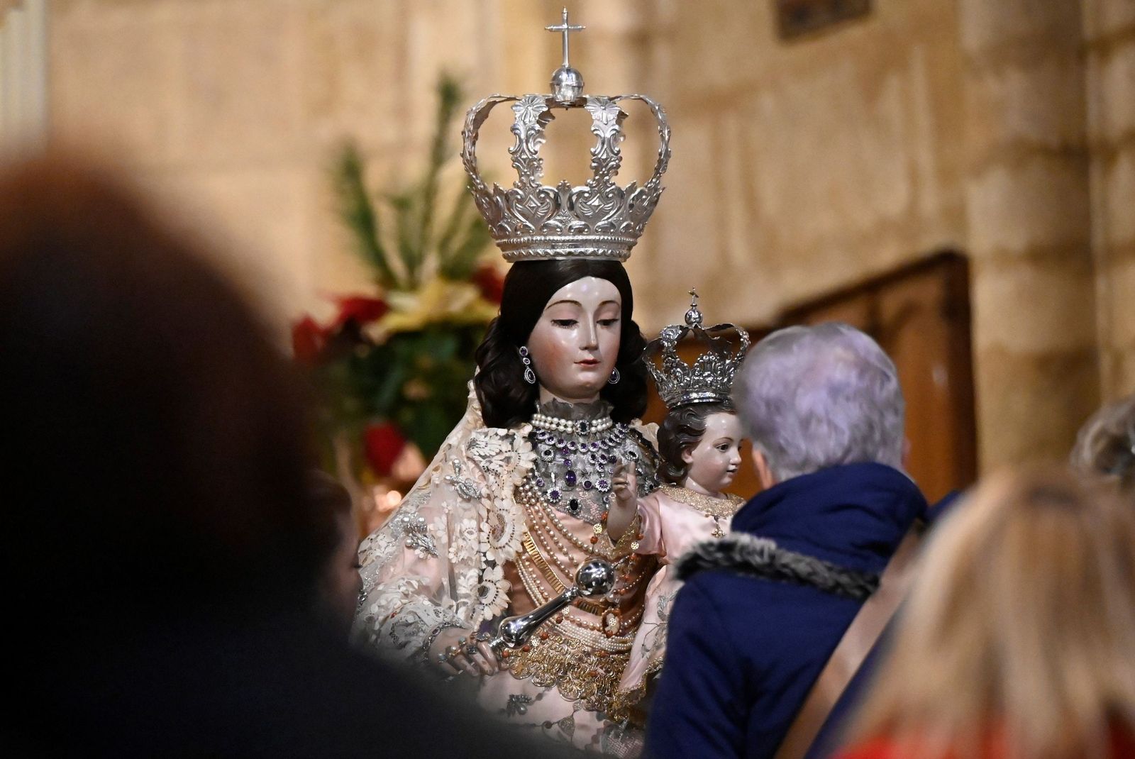 Martes y 13 en Córdoba y la visita a la Virgen de los Remedios en San Lorenzo