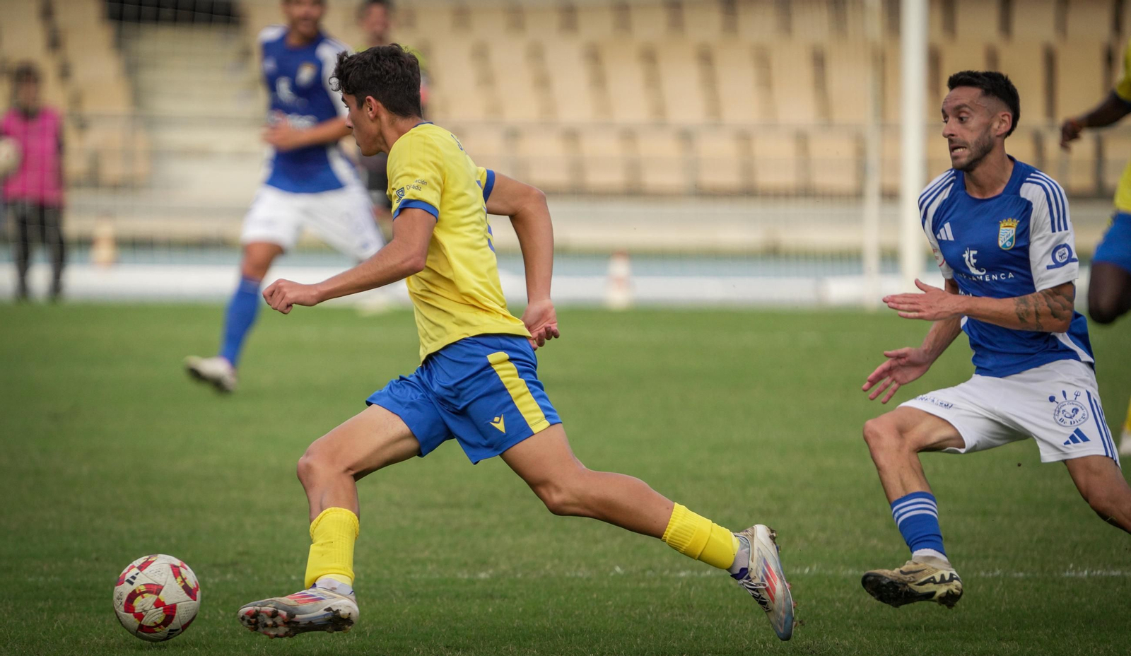 Imágenes del partido del Xerez CD - Cádiz Mirandilla